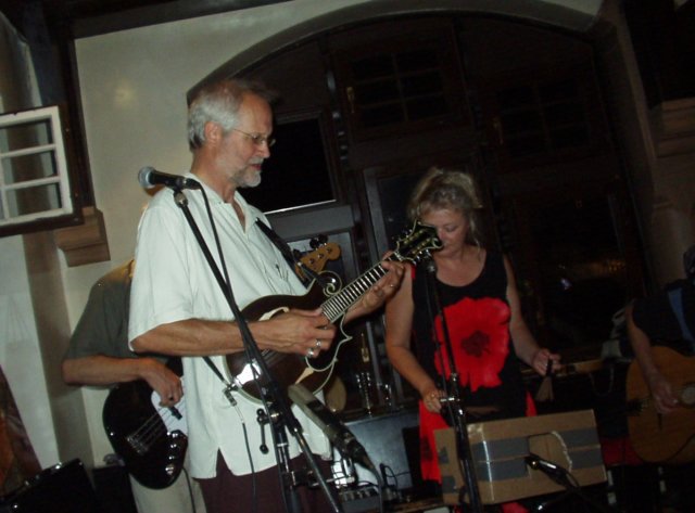 wail54.jpg